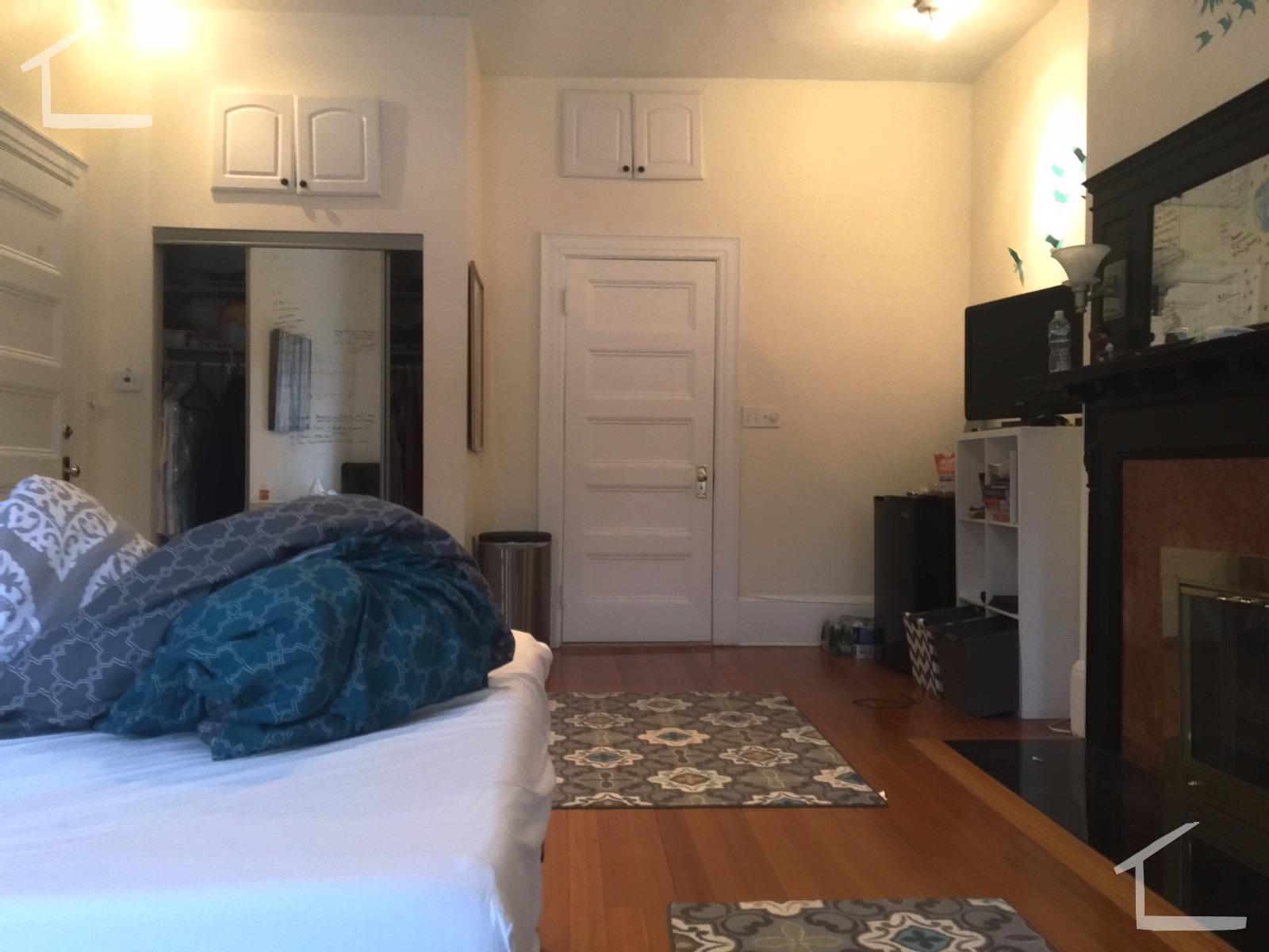 1689 Beacon, Washington Square