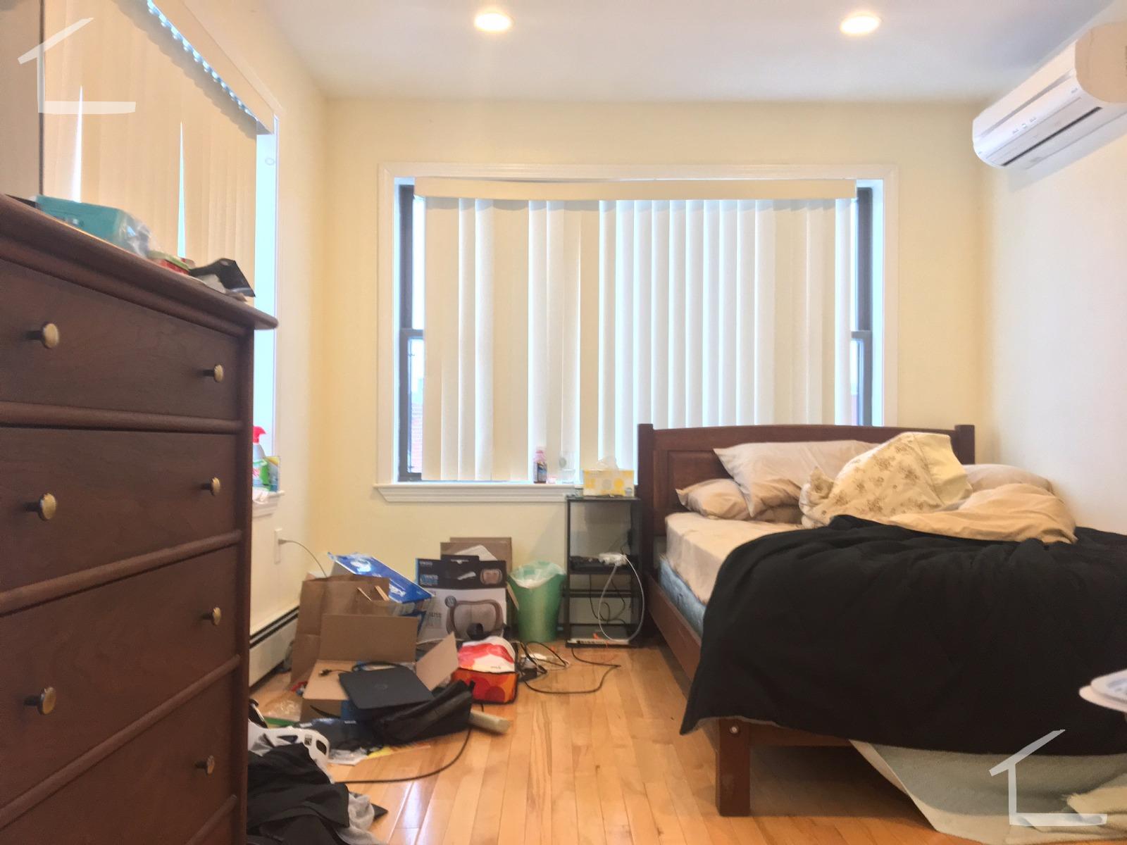 1689 Beacon, Washington Square