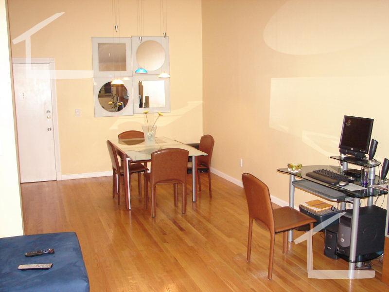 50 Broadlawn Park, Chestnut Hill