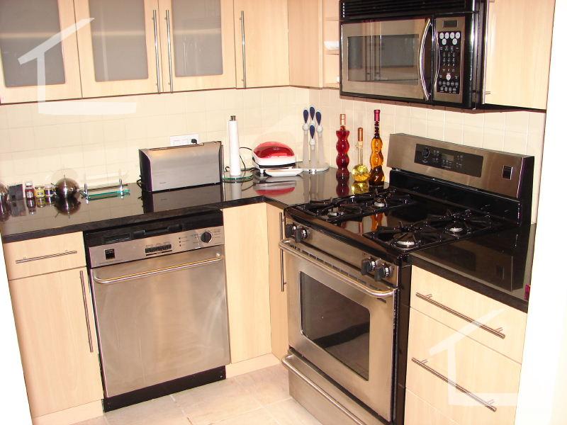 50 Broadlawn Park, Chestnut Hill