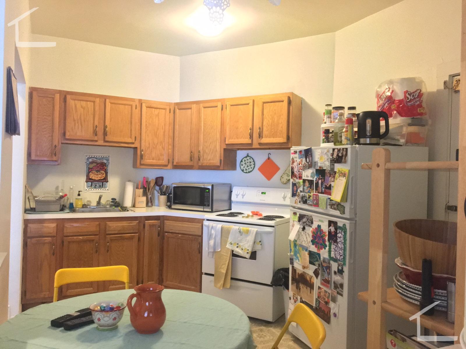 1595 Beacon St, Washington Square