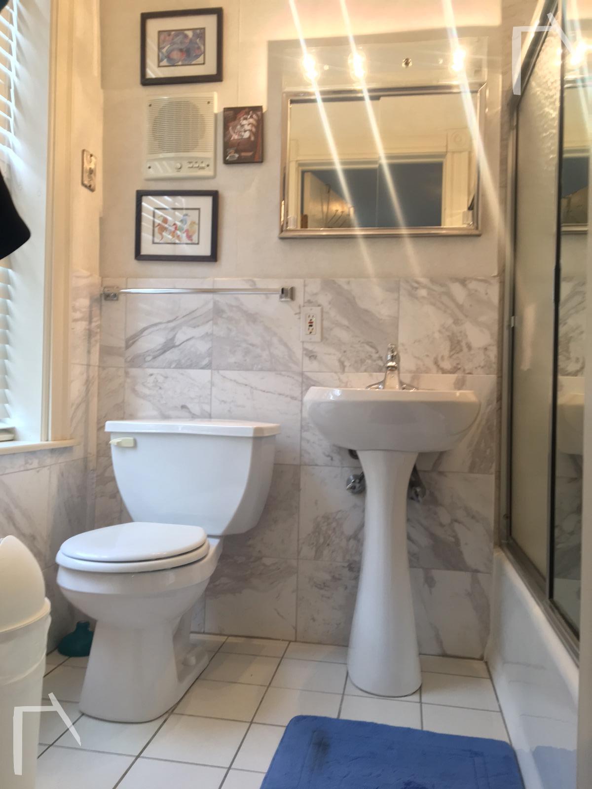 12 Dean Rd, Washington Square