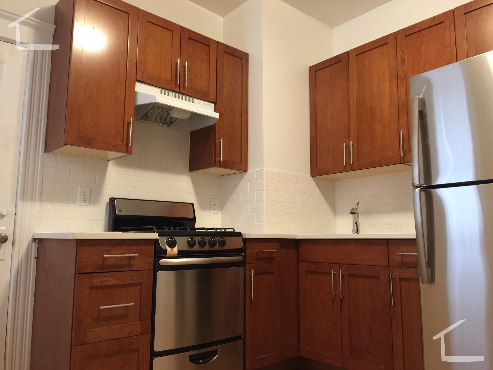 81 Winchester St, North Brookline