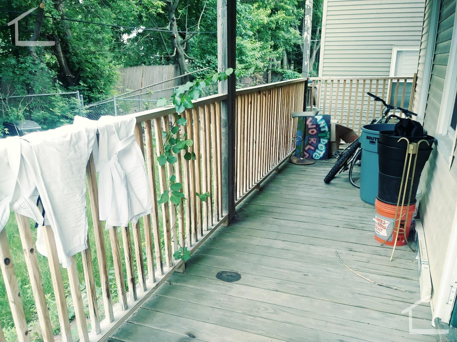 10 Brackett, Brighton