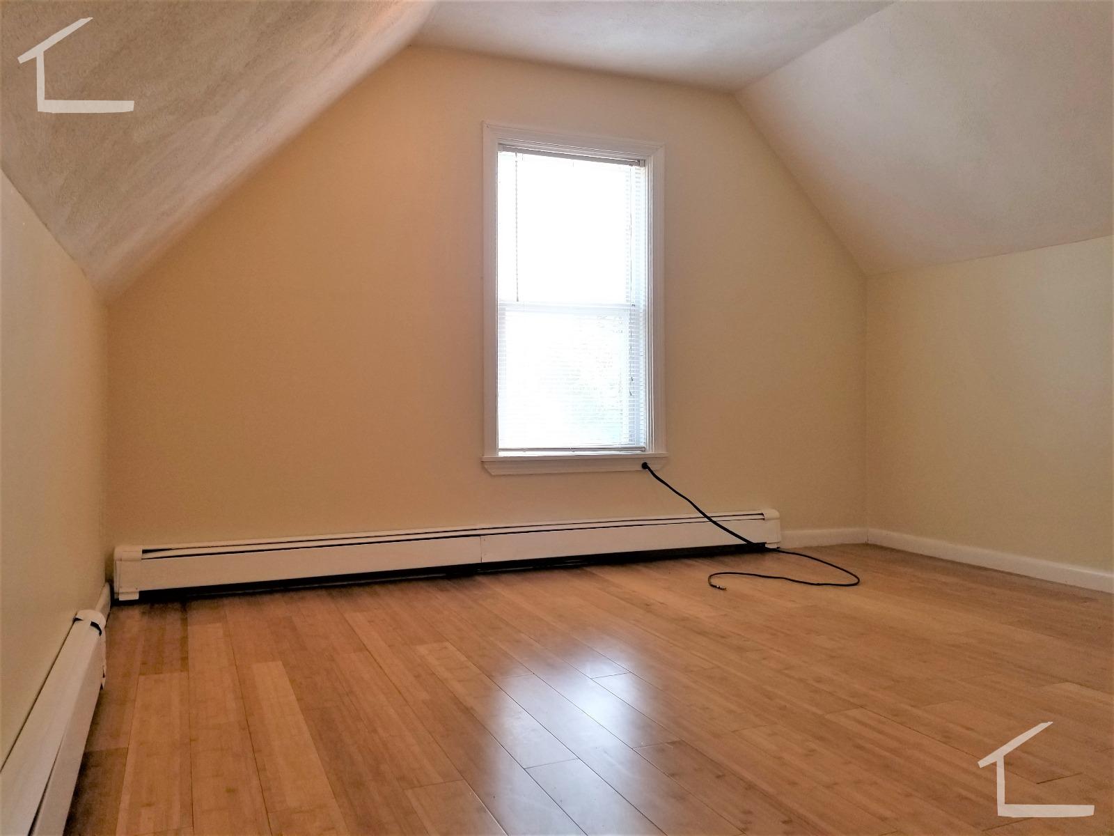 34 Pratt St, Allston