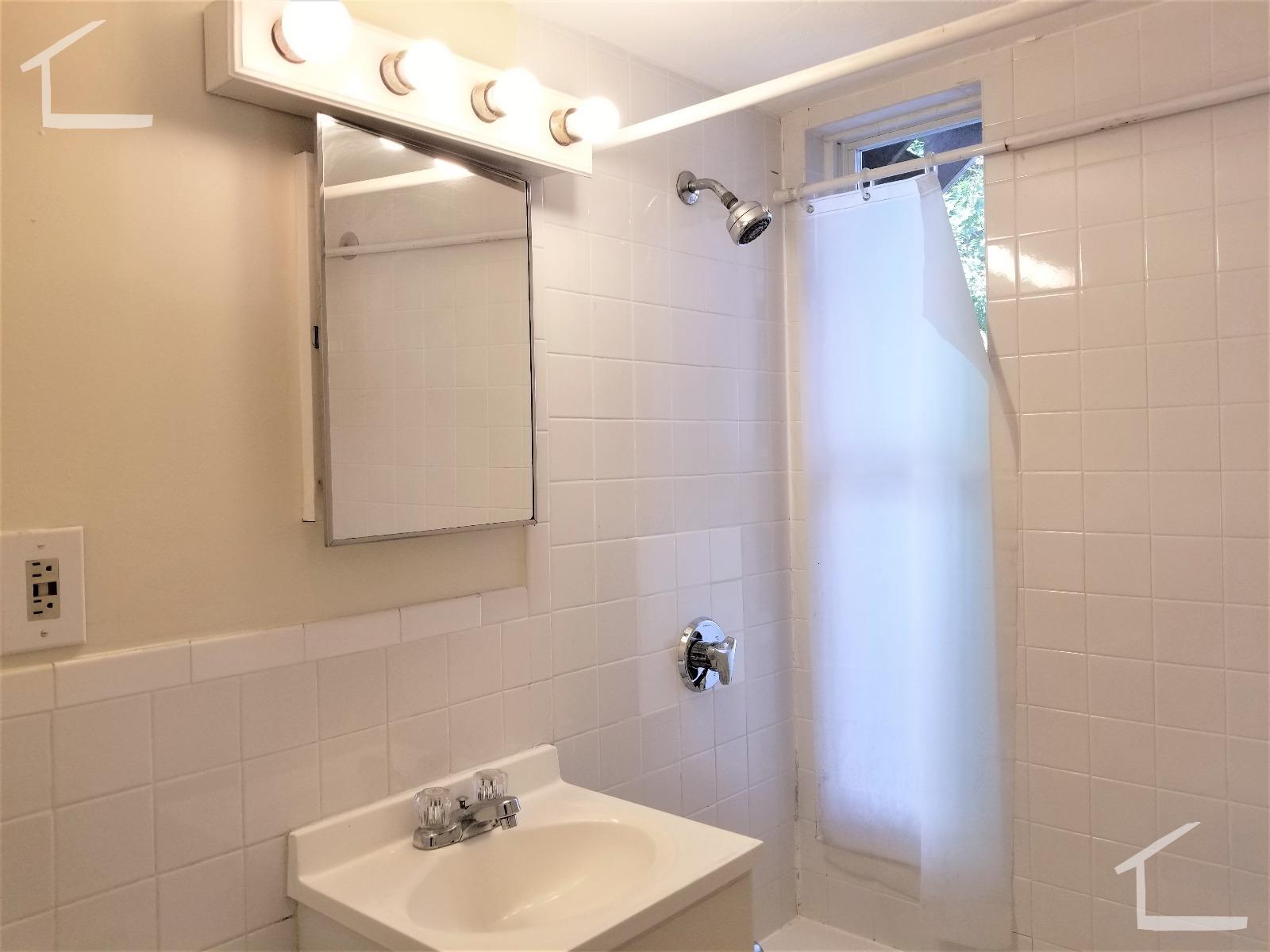 34 Pratt St, Allston