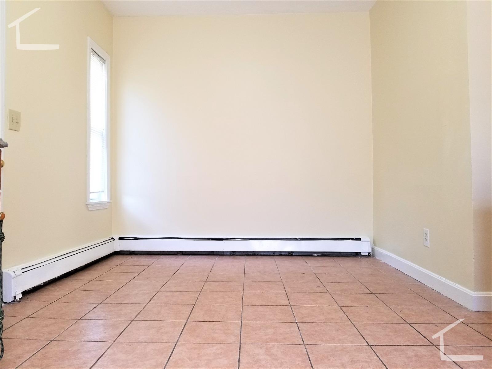 34 Pratt St, Allston