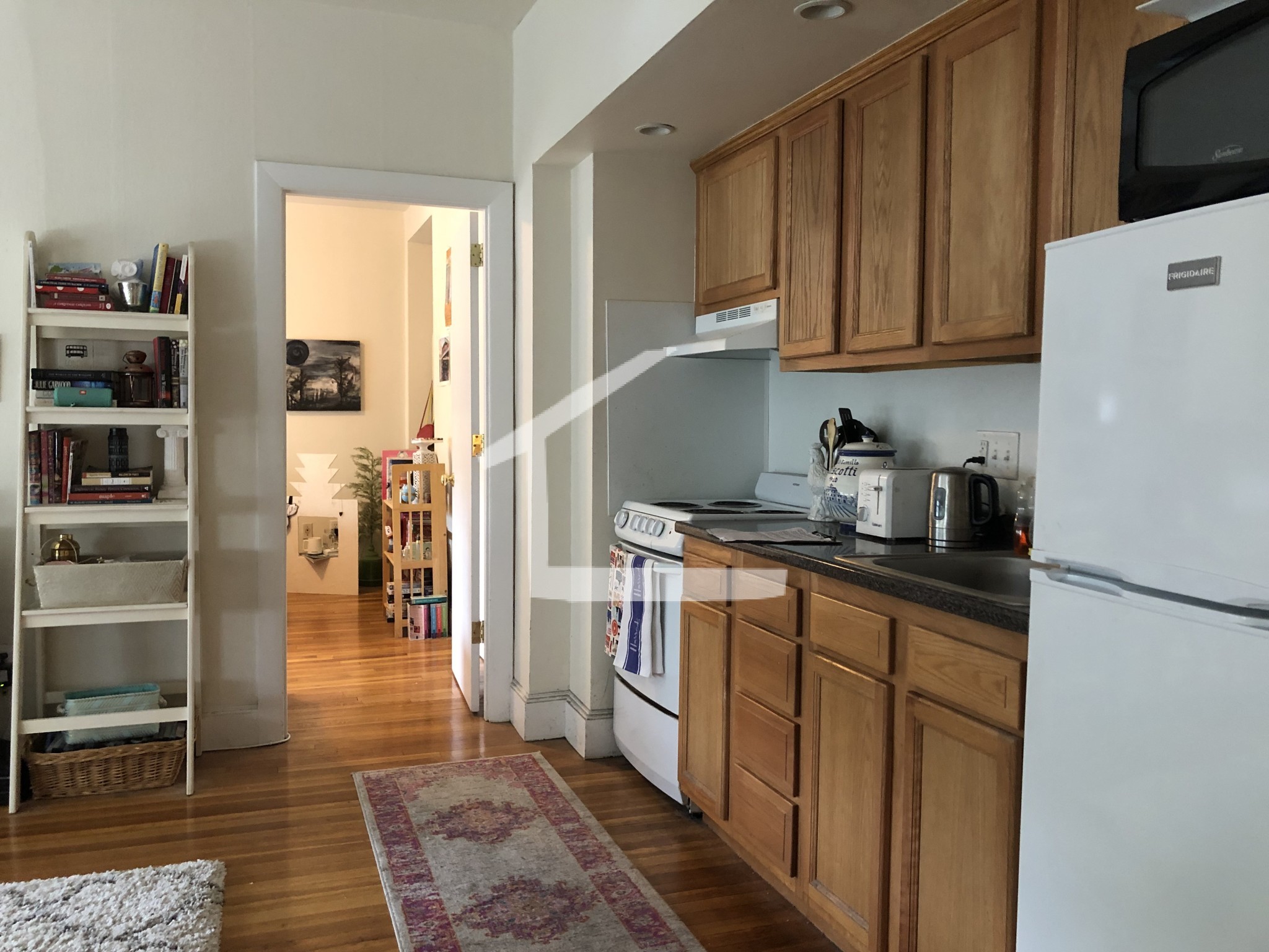 33 Lancaster Ter, Coolidge Corner