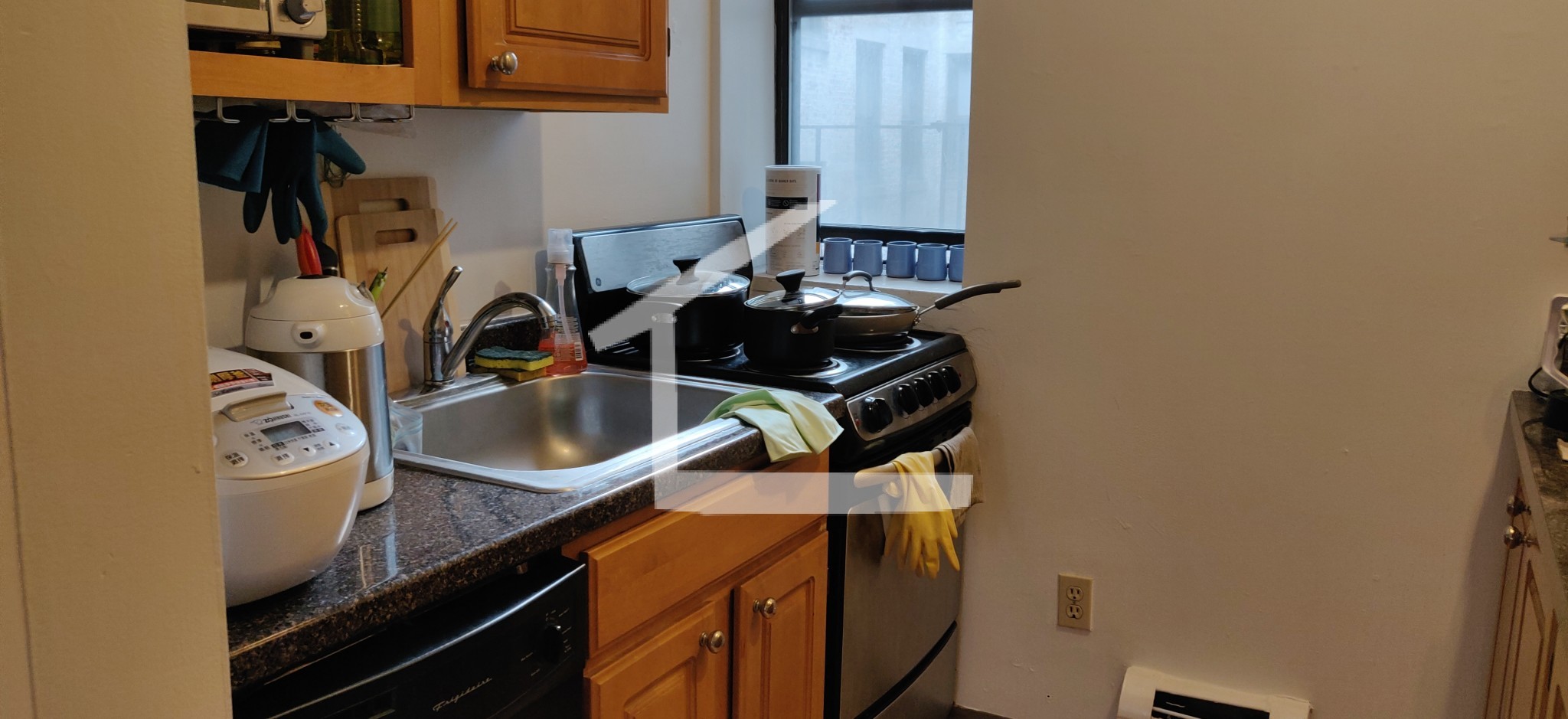 833 Beacon St, Allston