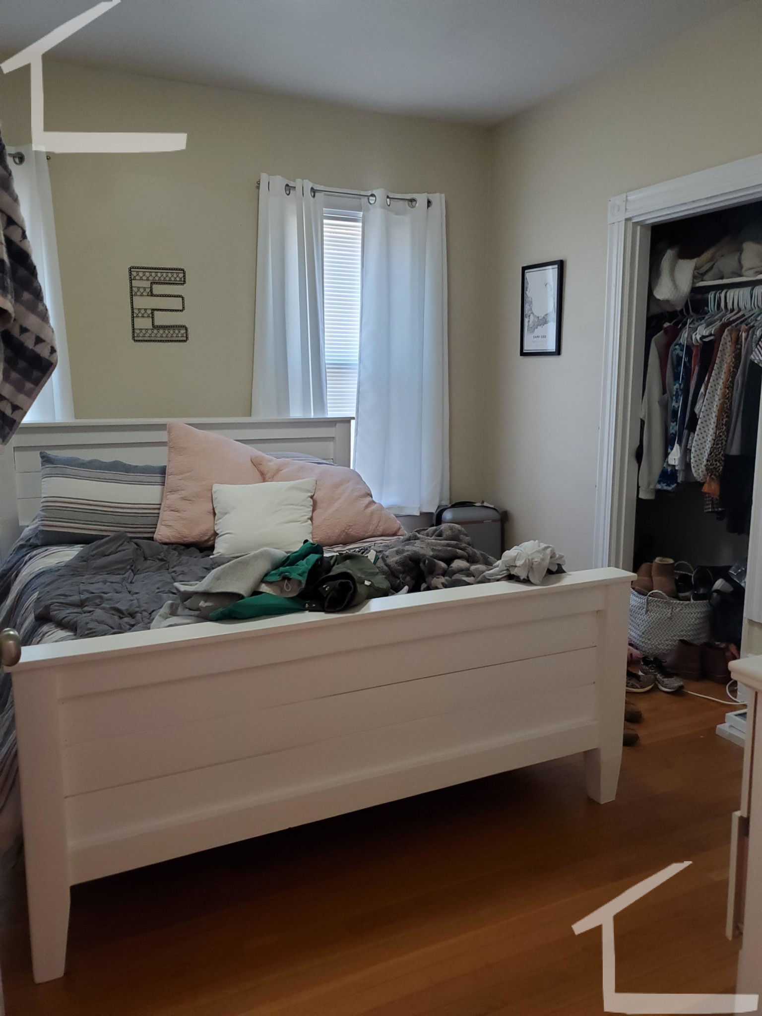 19 Bennett, Brighton