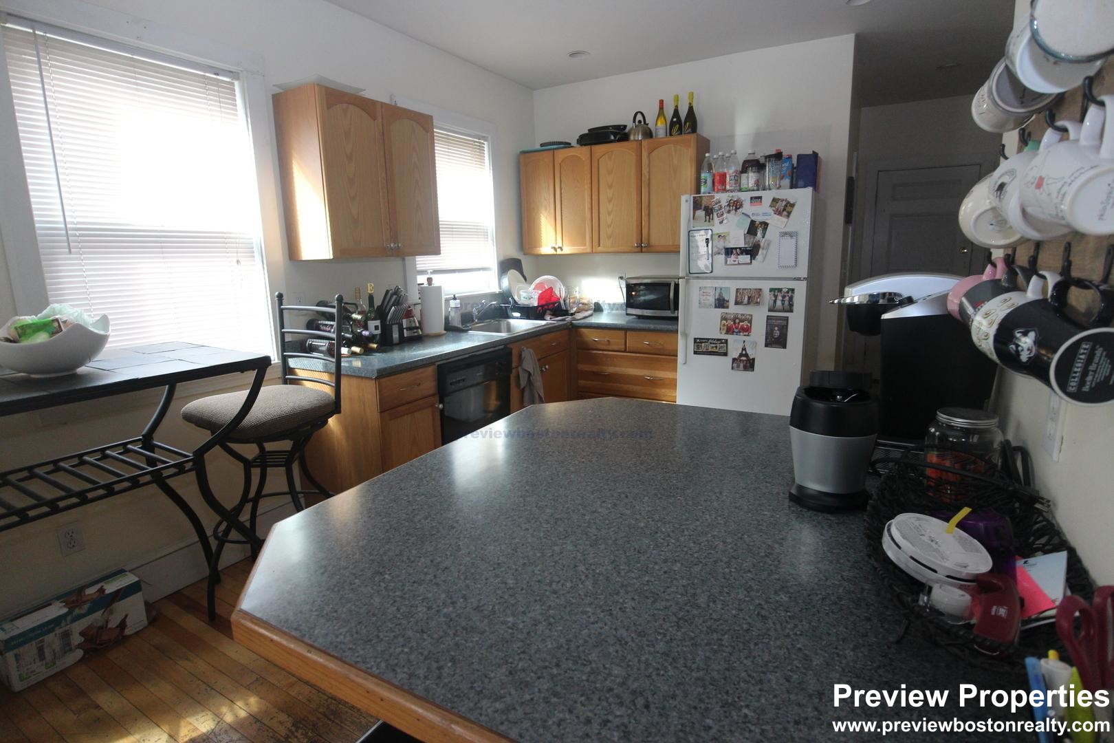 335 Faneuil St, Brighton