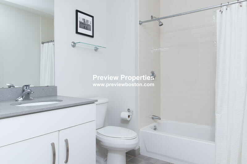 601 Albany St, South End