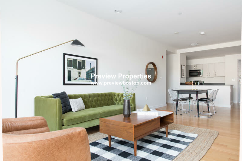 601 Albany St, South End