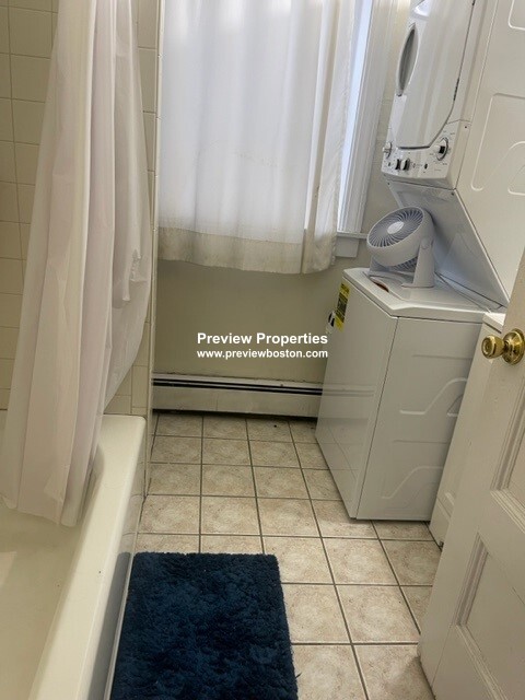 186 Naples Rd, Coolidge Corner