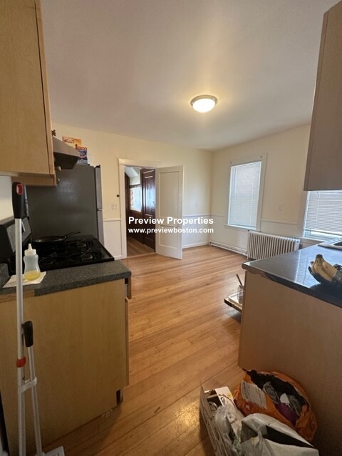 41 Hunnewell Ave, Brighton