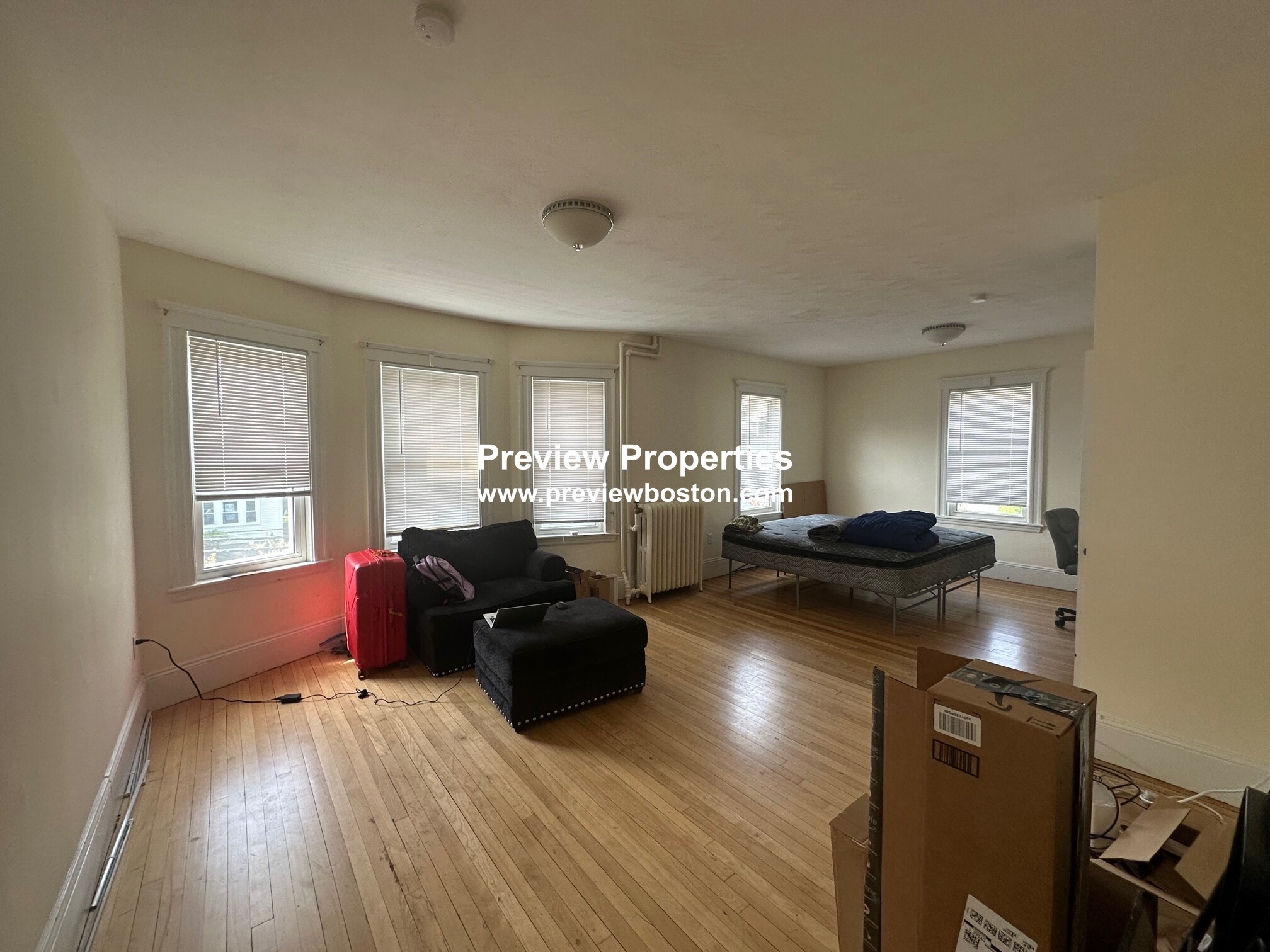 41 Hunnewell Ave, Brighton