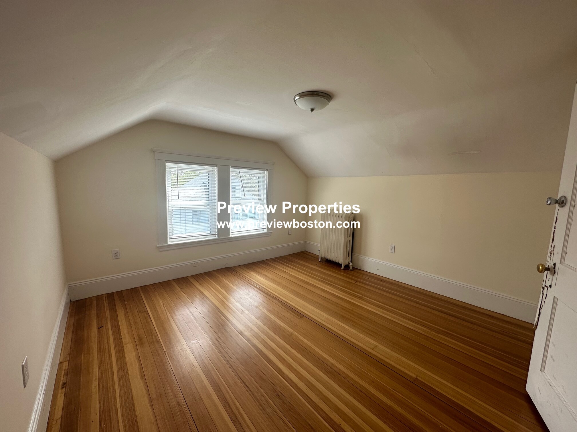 41 Hunnewell Ave, Brighton