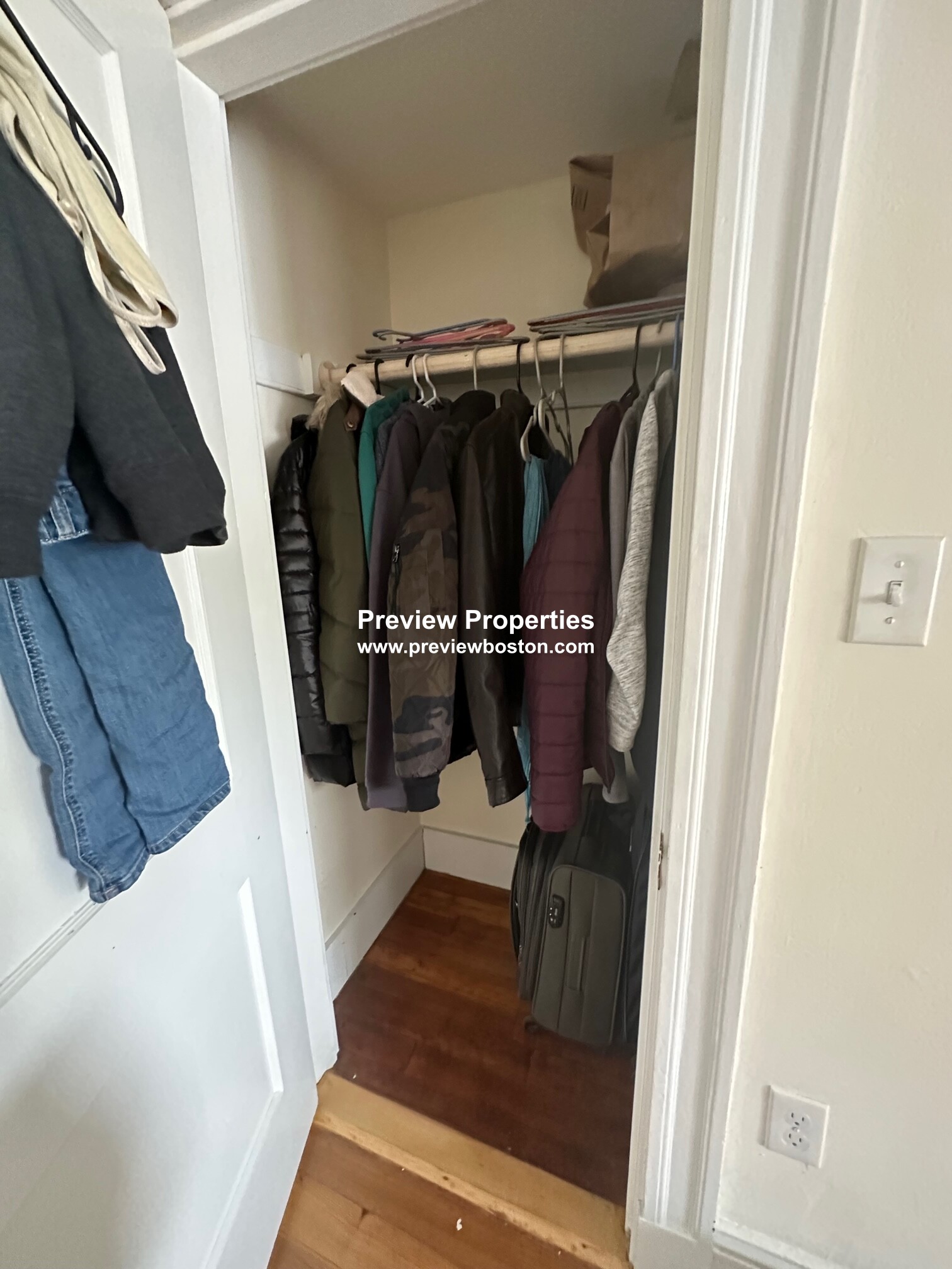 41 Hunnewell Ave, Brighton