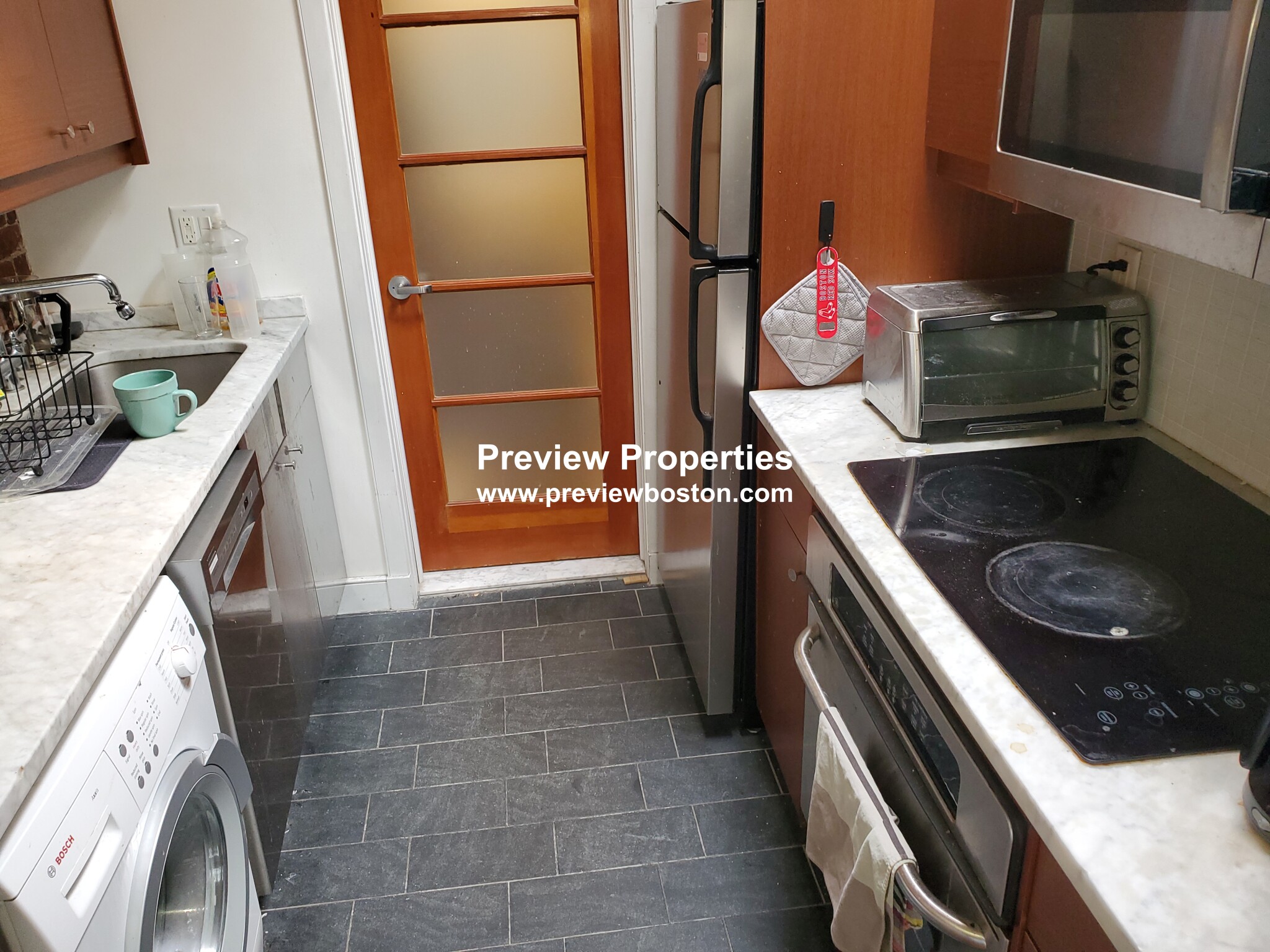 849 Beacon St, Fenway