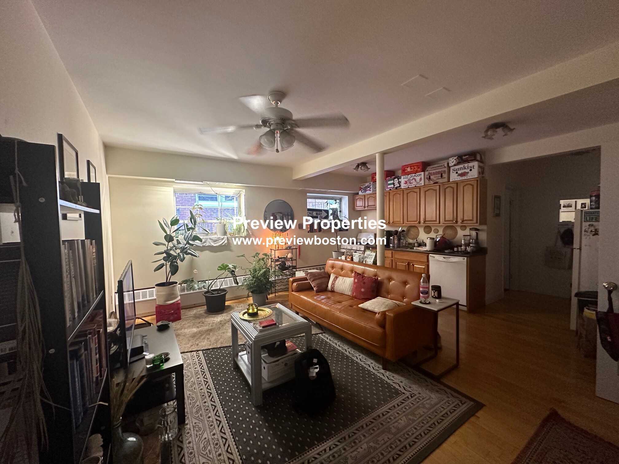 1555 Beacon St, Washington Square