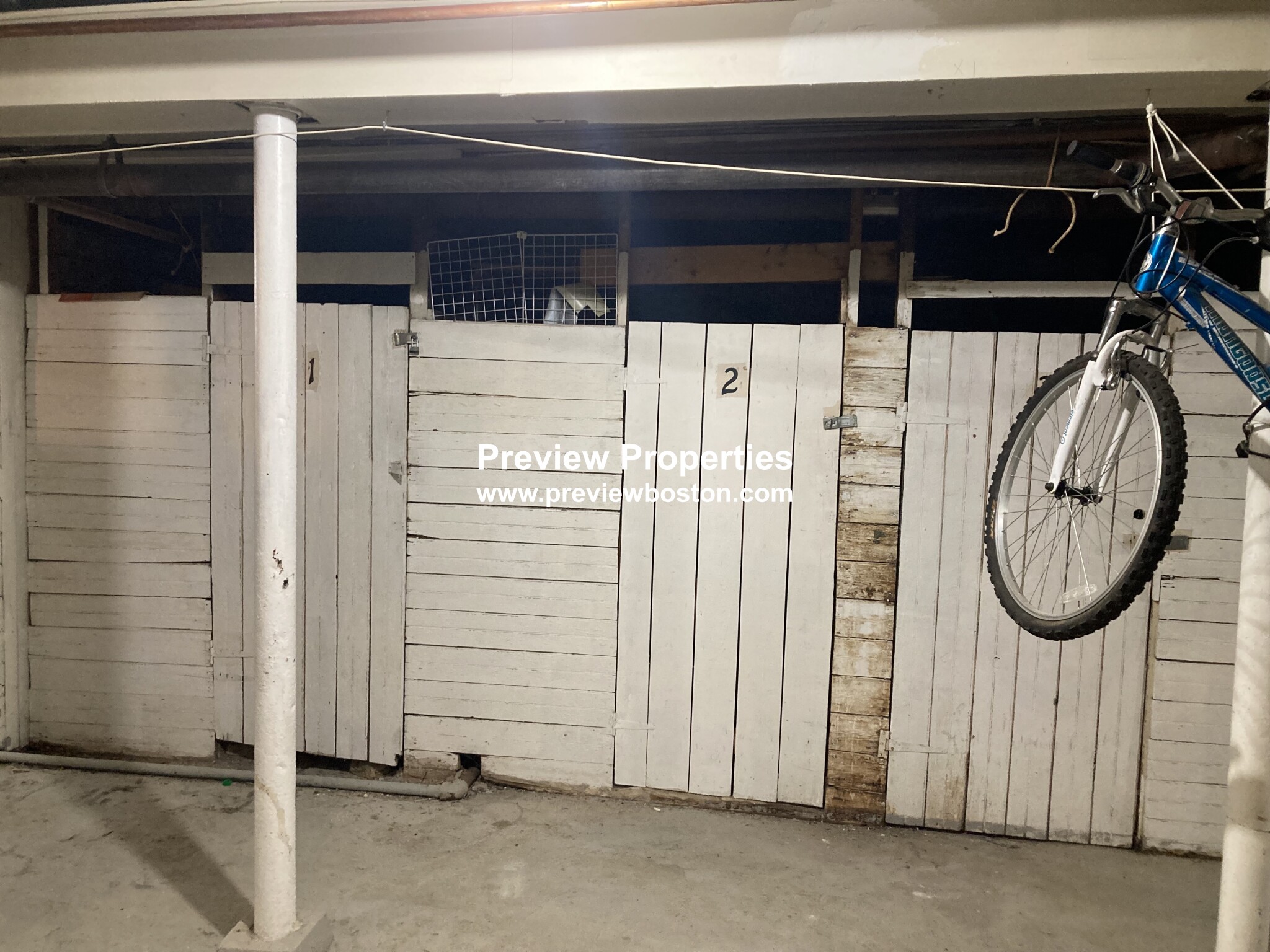 90 Winthrop Shore Dr, Winthrop