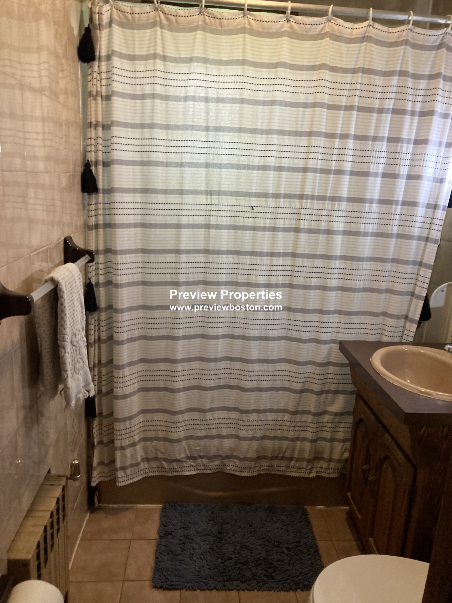 52 Westchester Rd, Newton