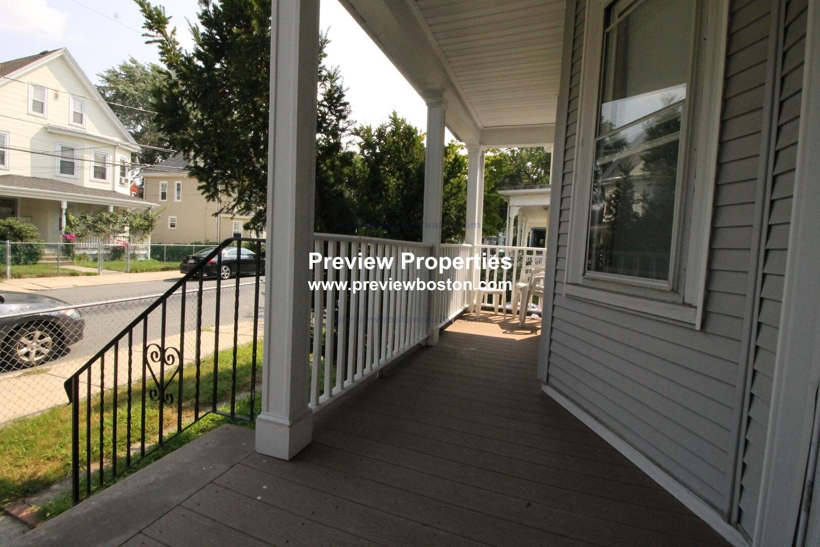 20 Oak Square Ave, Brighton