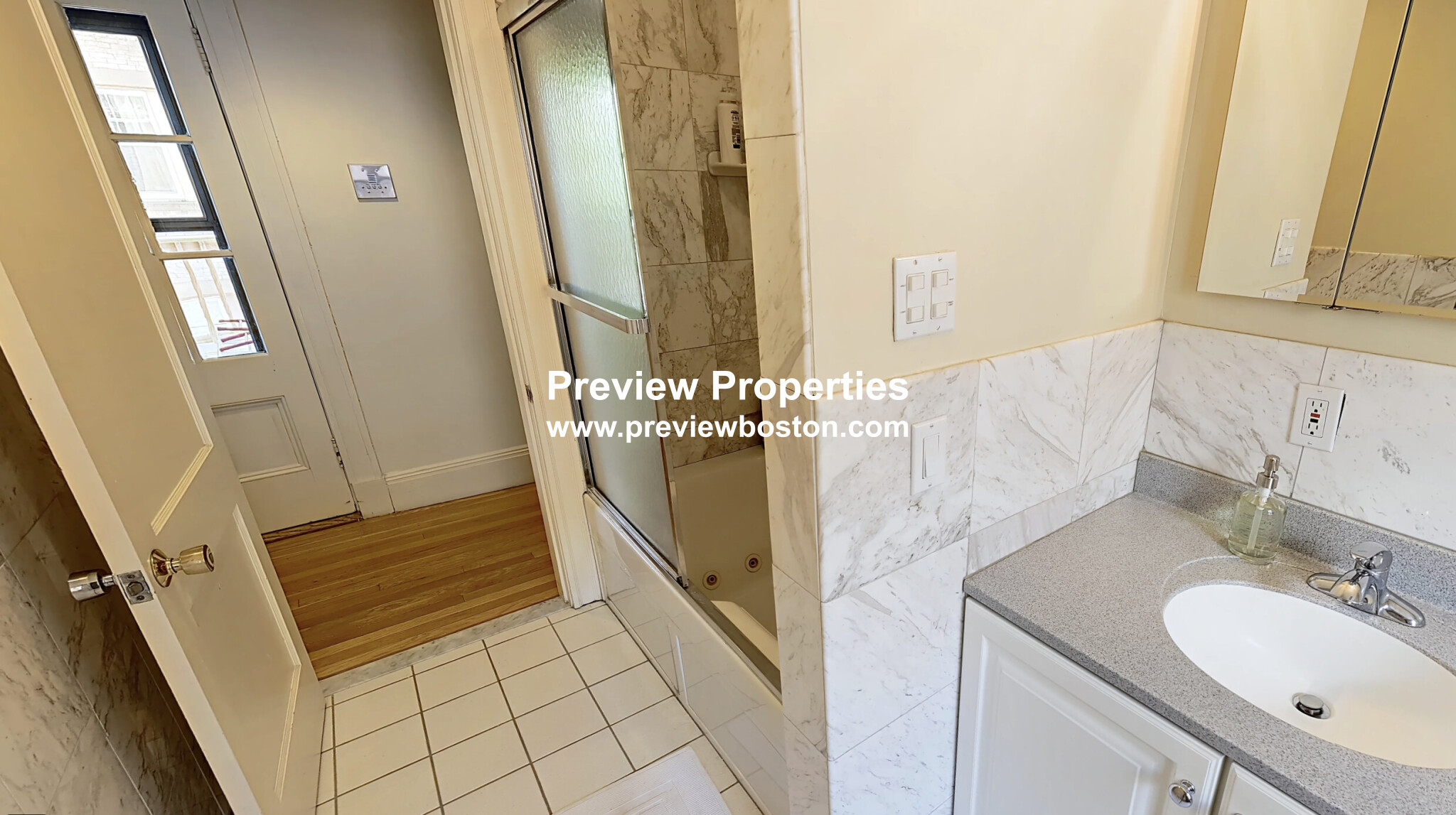 12 Dean Rd, Washington Square