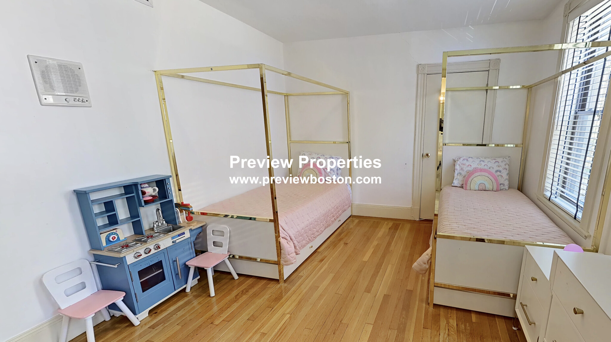 12 Dean Rd, Washington Square