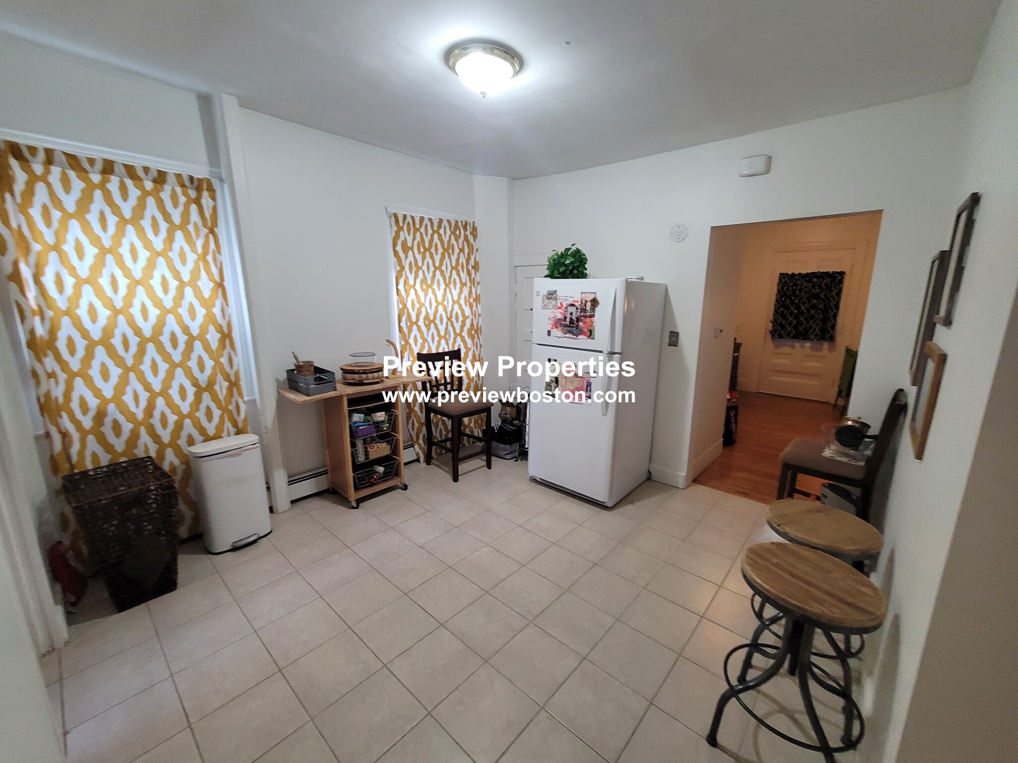 20 Oak Square Ave, Brighton