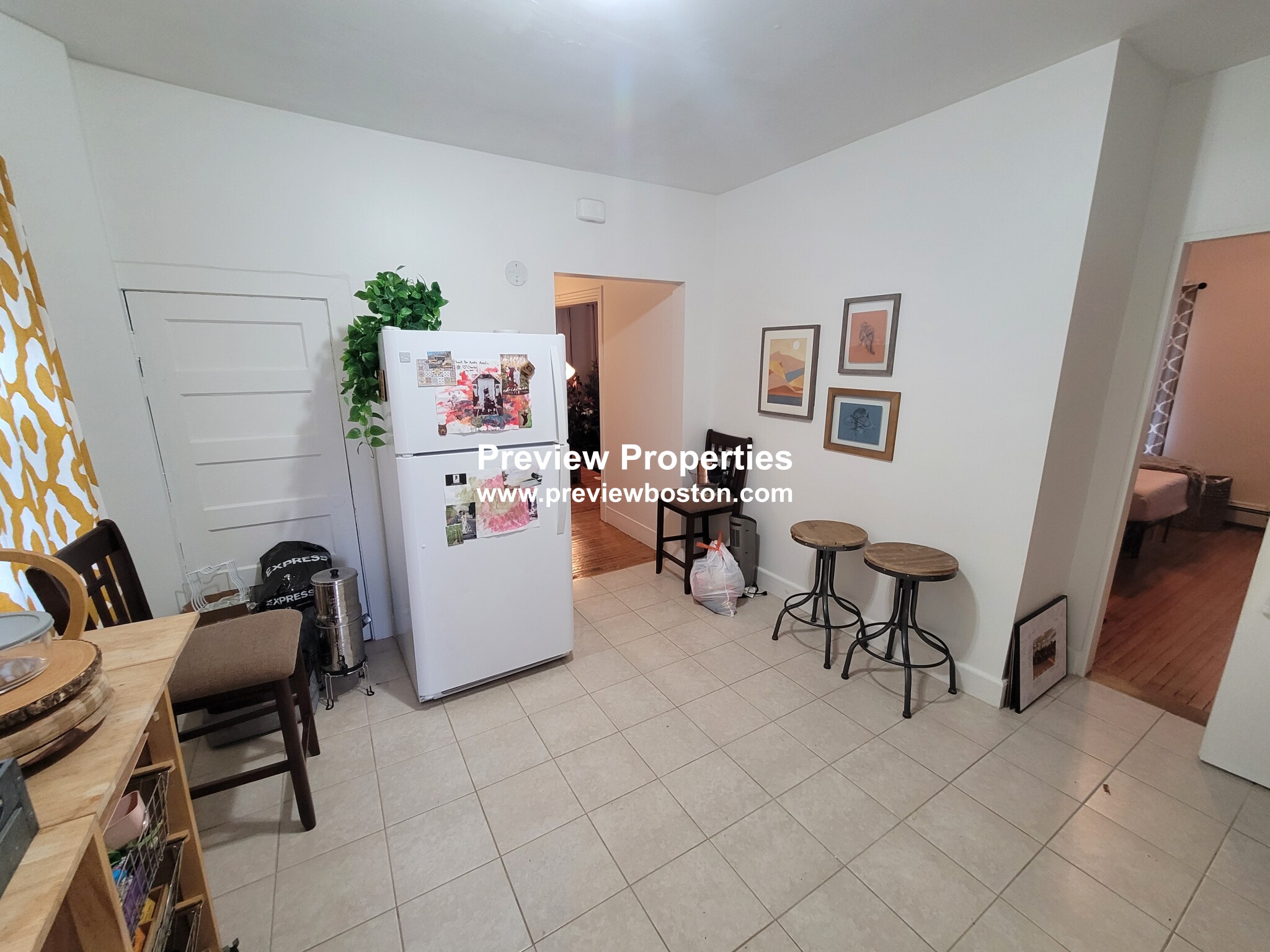 20 Oak Square Ave, Brighton