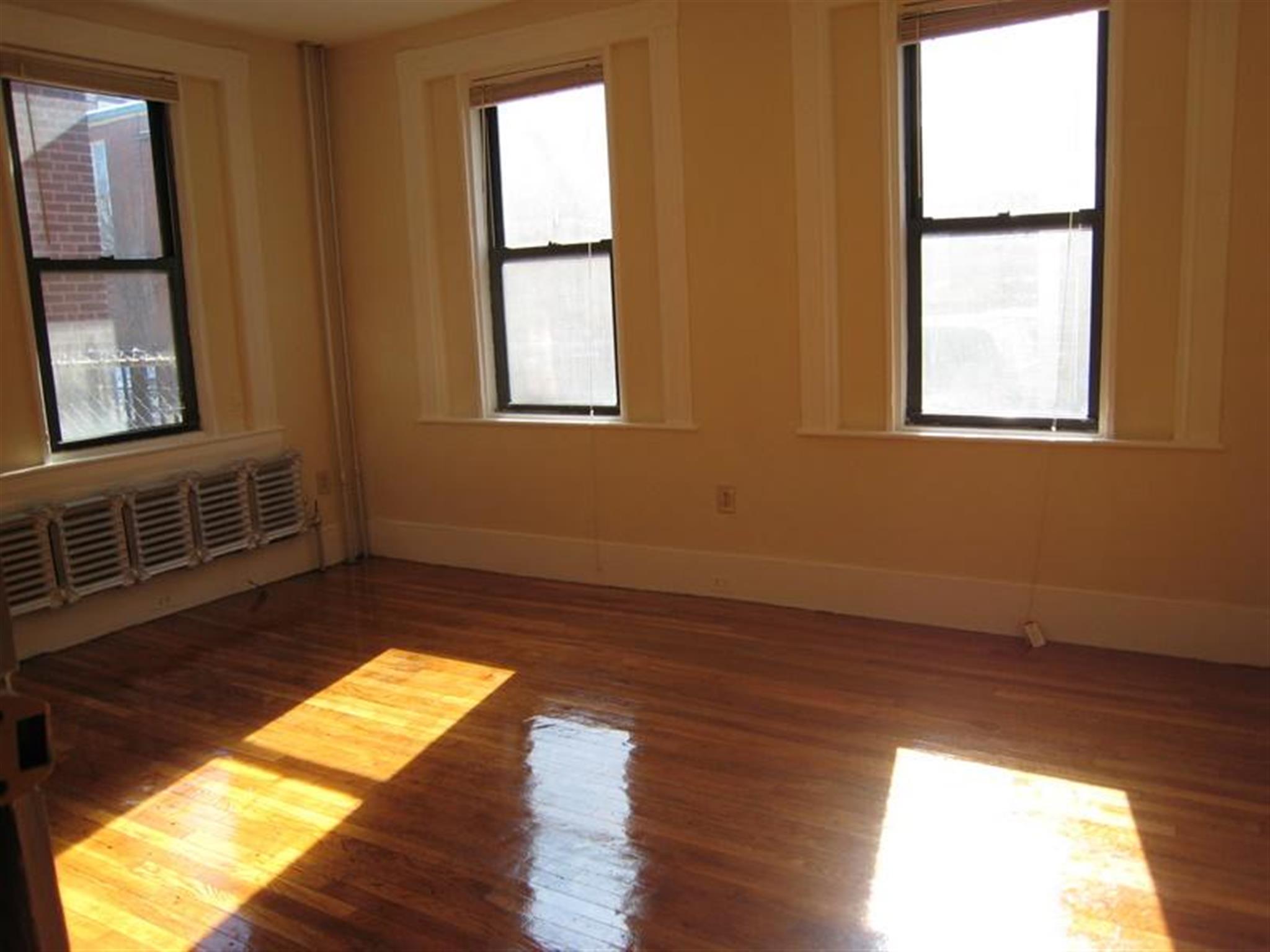 48 Jfk, Harvard Square