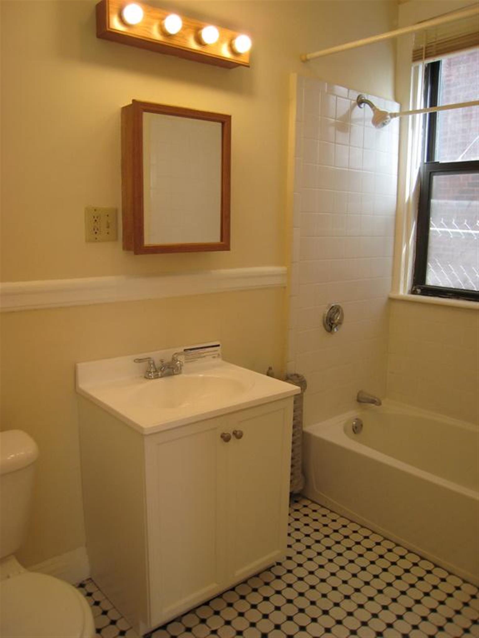 48 Jfk, Harvard Square