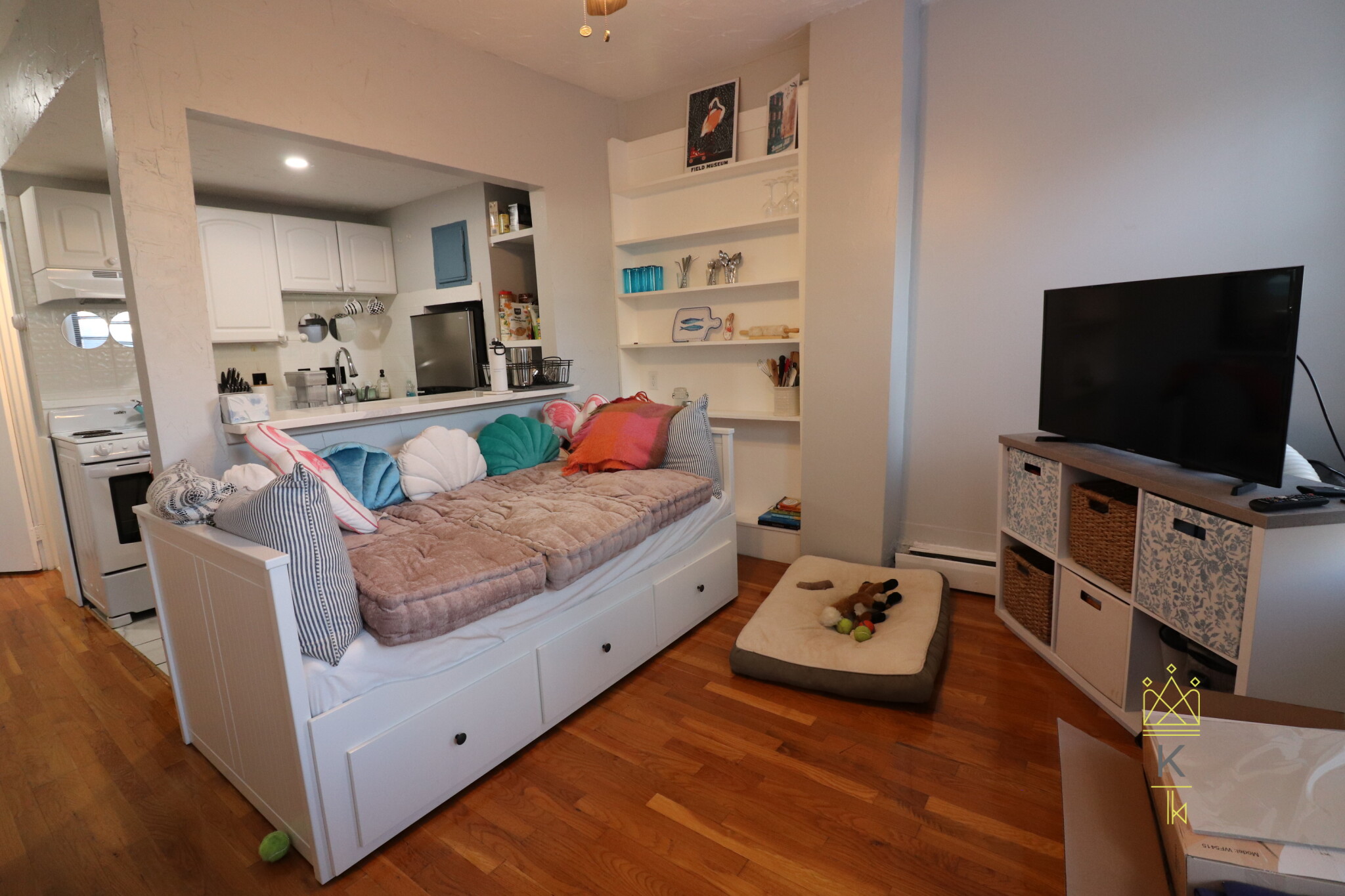 39 Irving St, Beacon Hill