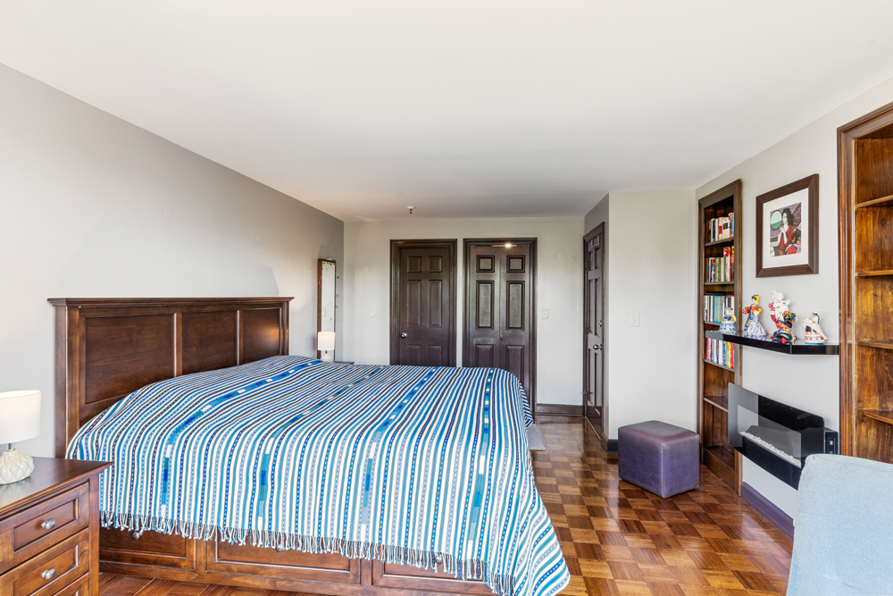 390 Commonwealth Ave, Back Bay