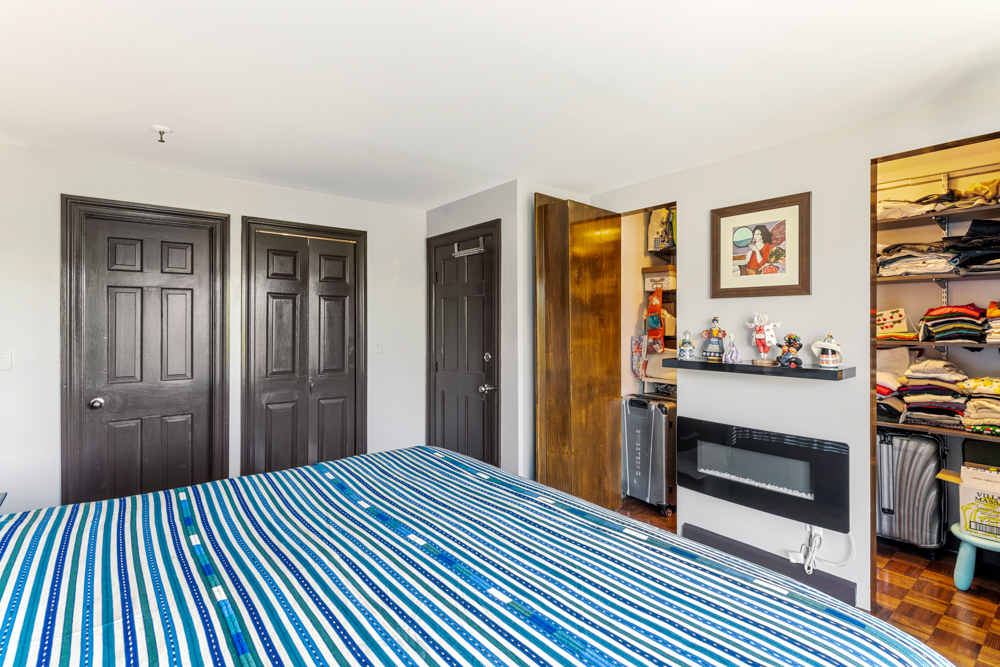 390 Commonwealth Ave, Back Bay