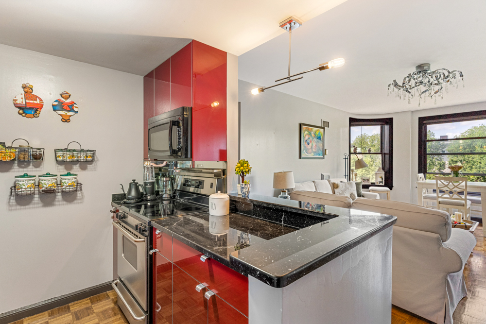 390 Commonwealth Ave, Back Bay