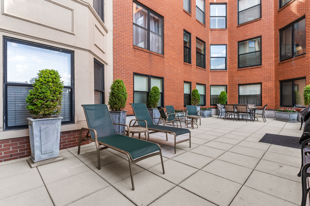 390 Commonwealth Ave, Back Bay