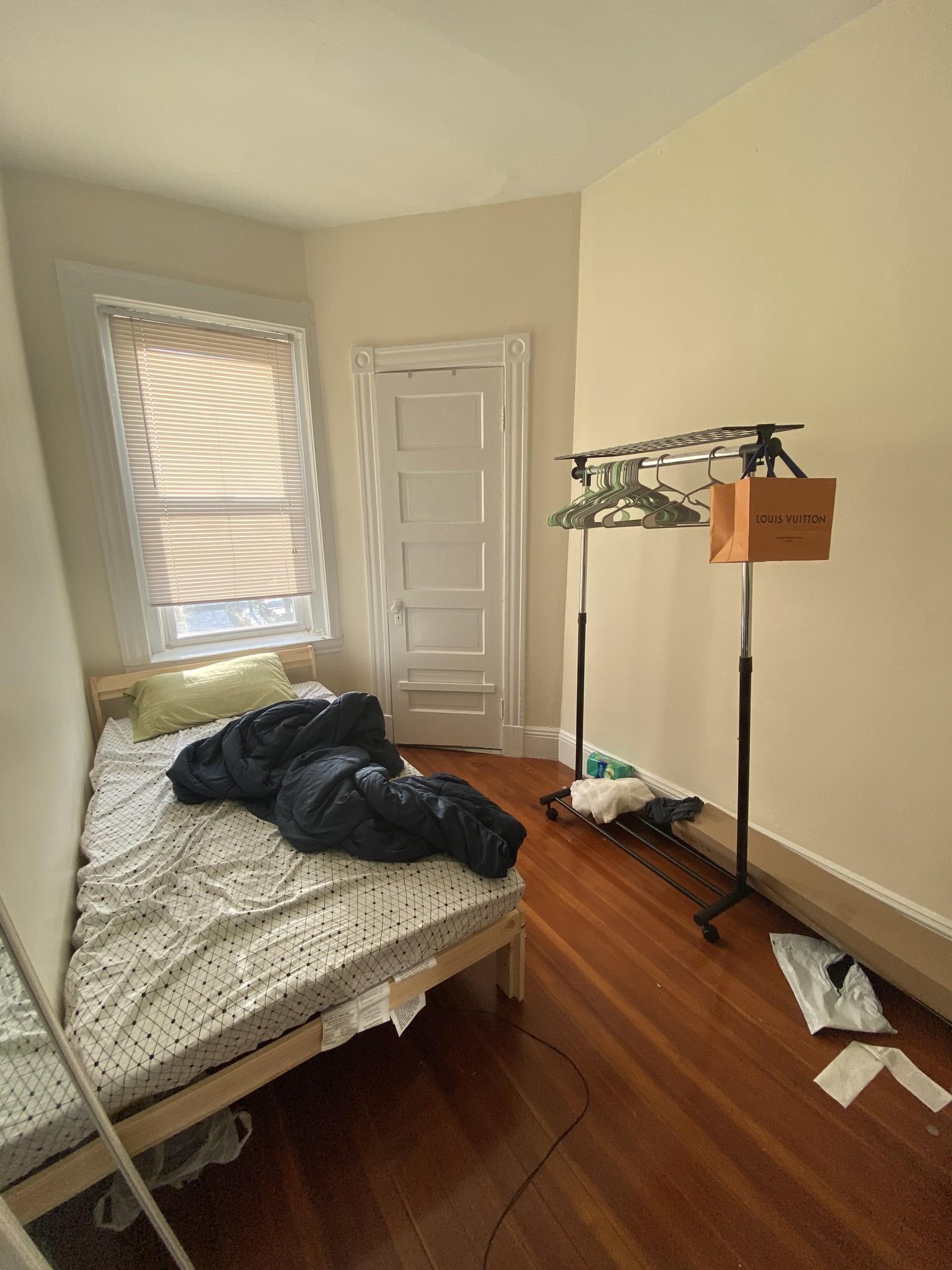 18 Mount Hood Rd, Brighton