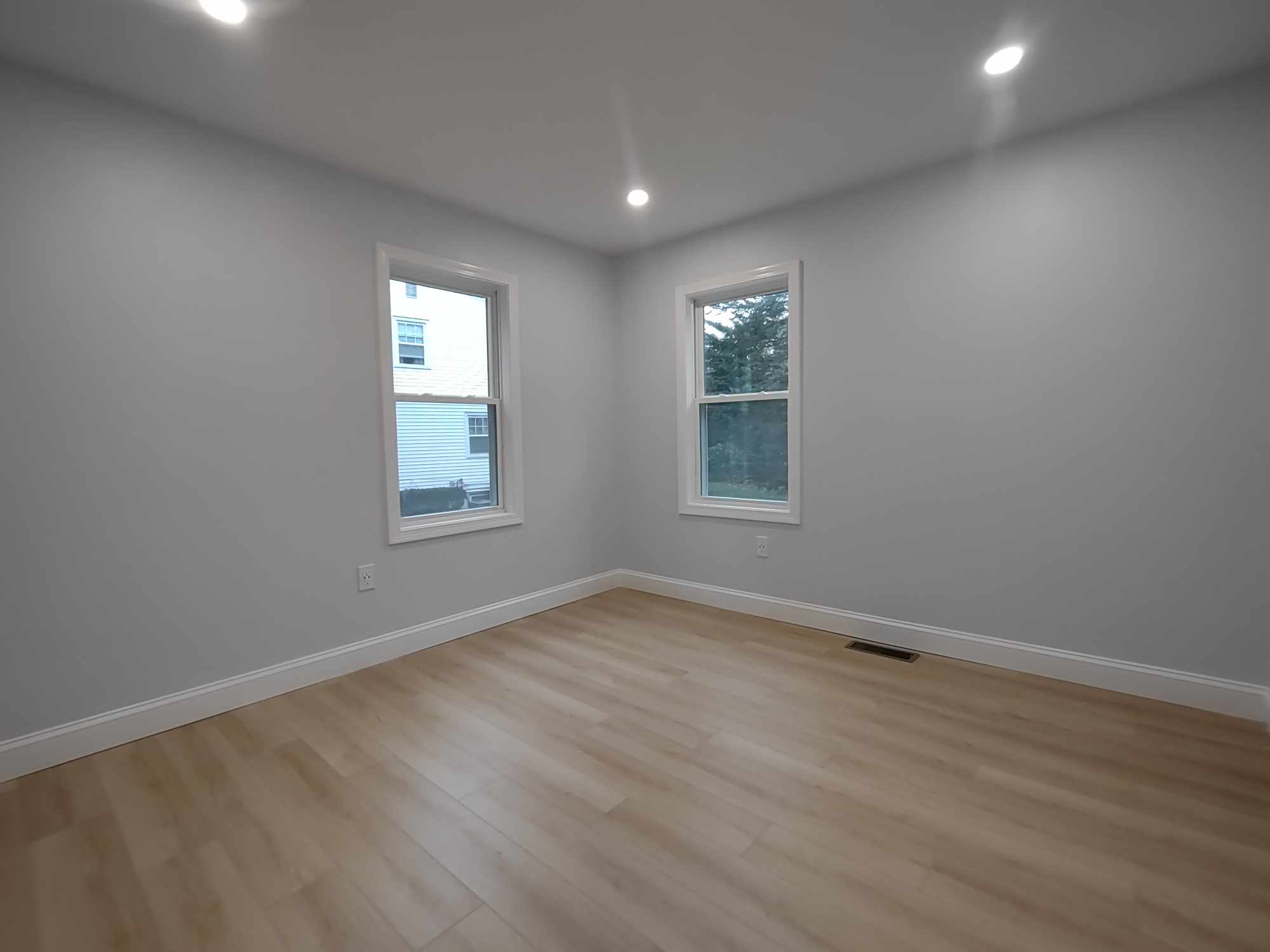 76 Lexington St, Burlington