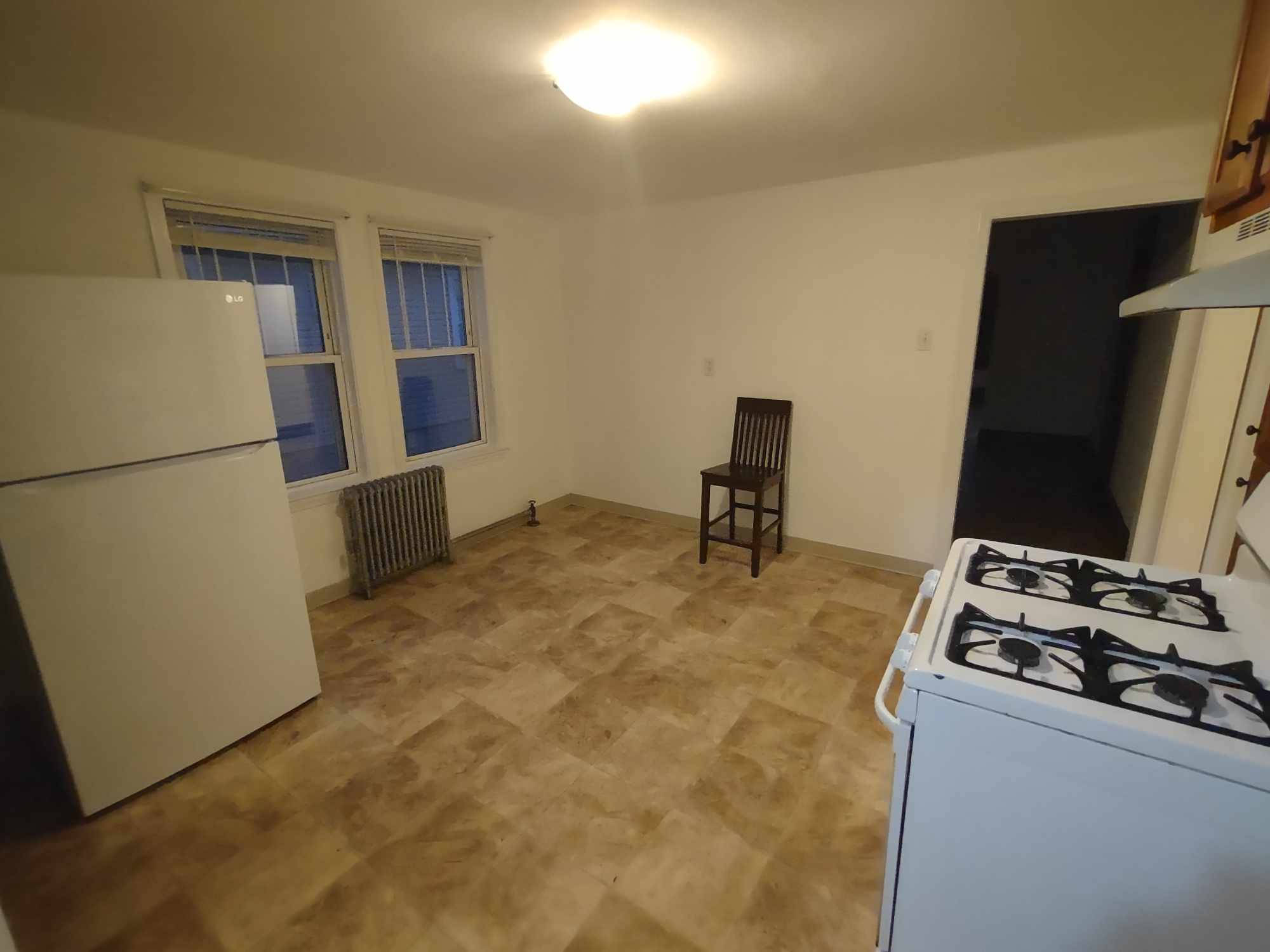 223 Ferry St, Everett