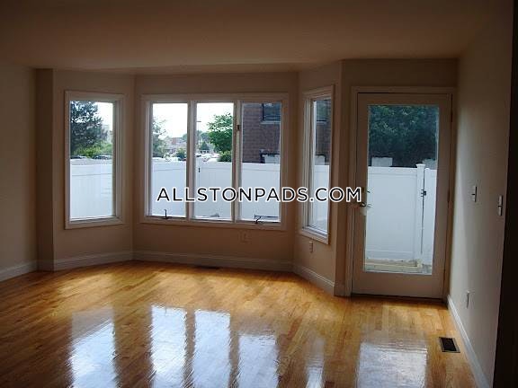 1 Raymond St, Allston