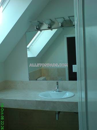 1 Raymond St, Allston