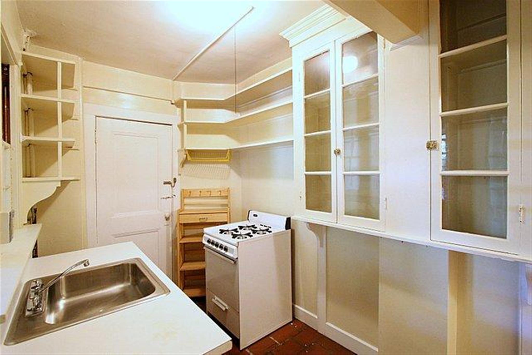 7 Craigie Cir, Harvard Square