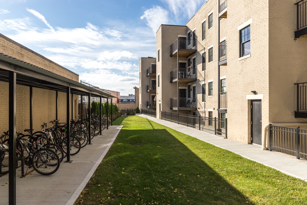 8 Harvard Ter, Allston