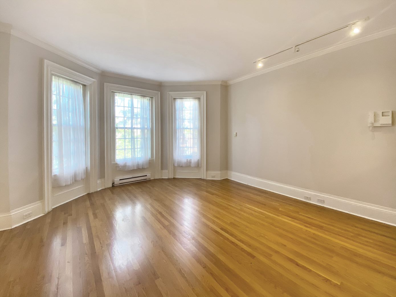 80 Marlborough St, Back Bay