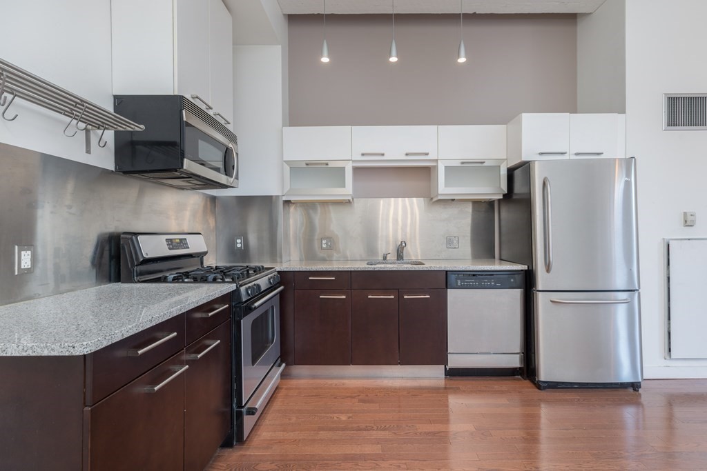 88 Kingston St, Midtown