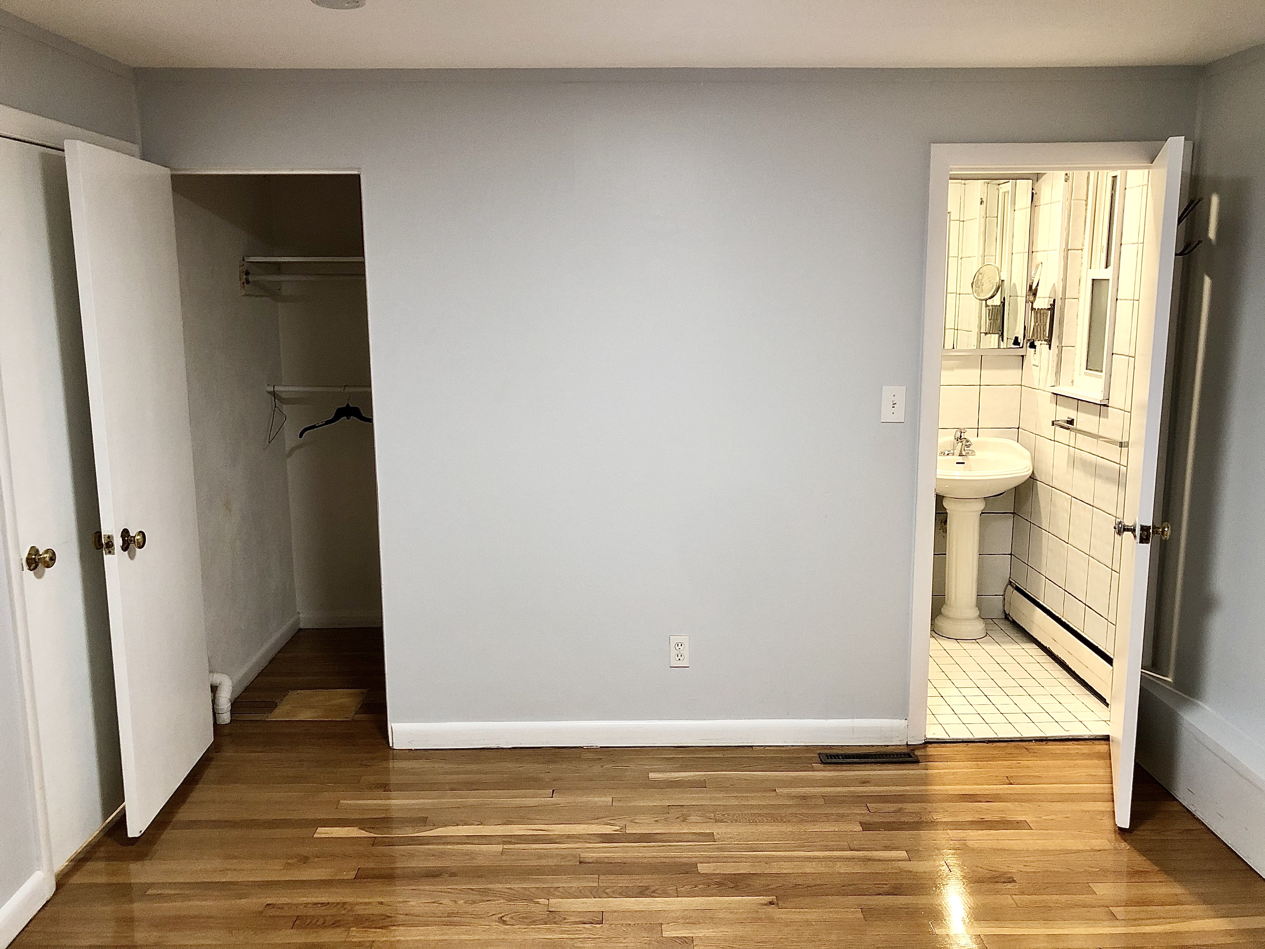 40 Clark Rd, Brookline Village