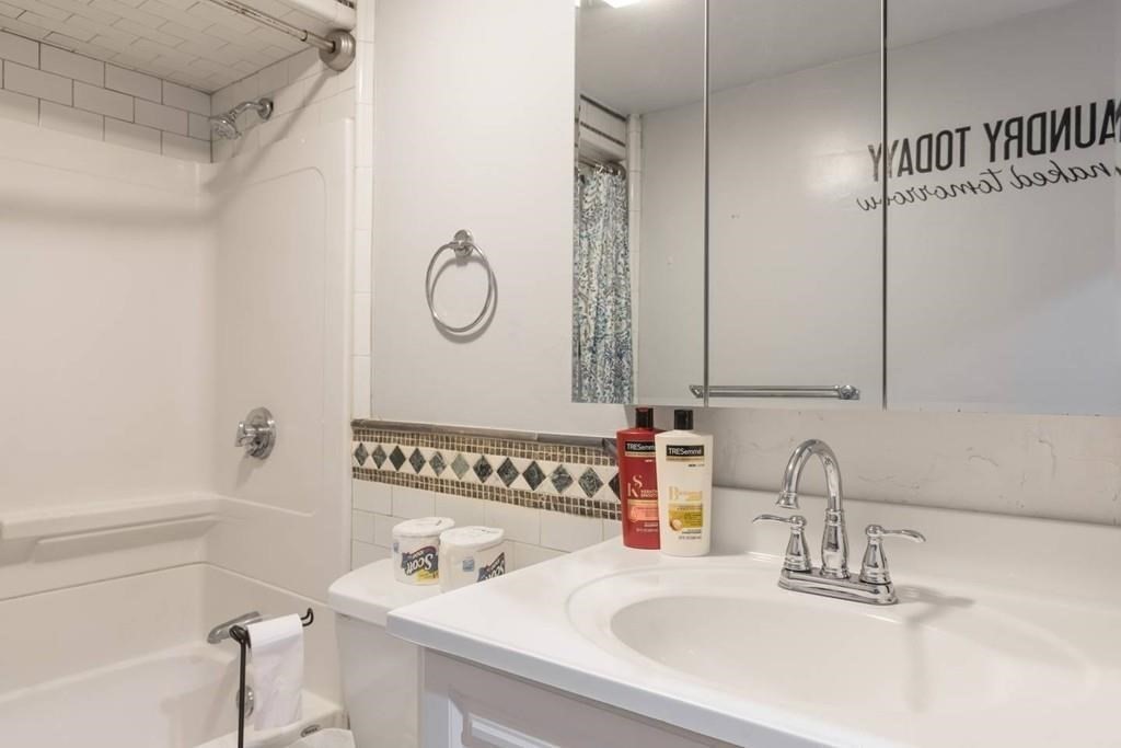 24 Worthington St, Mission Hill