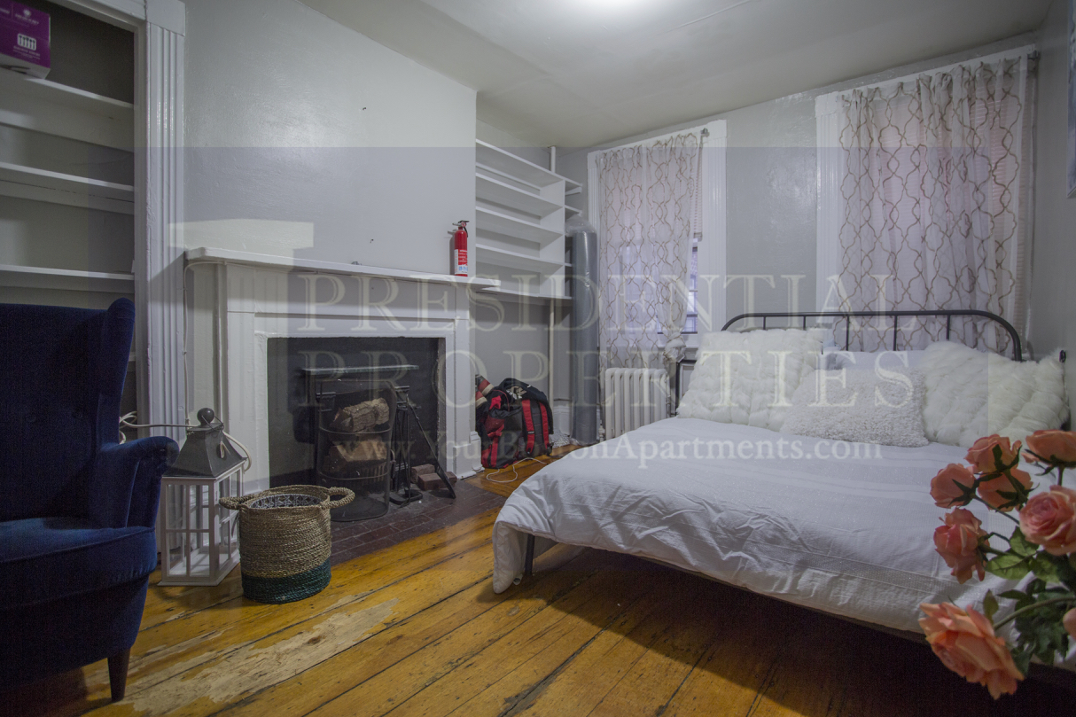 3 Champney Pl, Beacon Hill